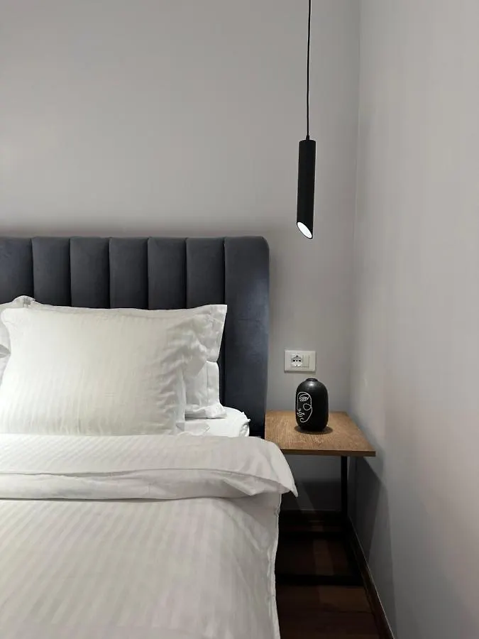 4Seasonsgea , Studio Apartment In Heart Of Tirana