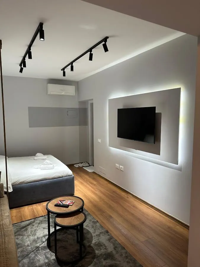 4Seasonsgea , Studio Apartment In Heart Of Tiran